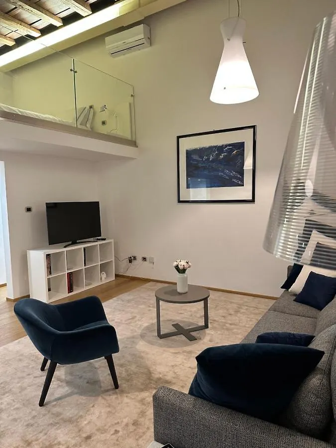 Apartment Elegante Appartamento Borgo San Jacopo Florence